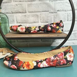 Floral Casual Slip On Flats Size 10 Boho Hippie